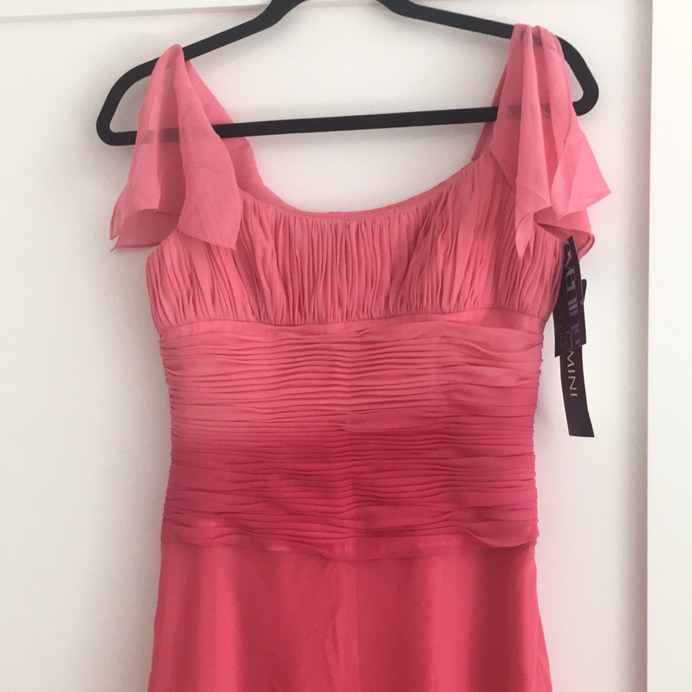 Dress - Picture 5 of 5